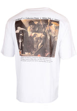 Lade das Bild in den Galerie-Viewer, Off White Herren T-Shirt | Caravaggio Crowning Shirt
