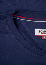 Lade das Bild in den Galerie-Viewer, Tommy Hilfiger Herren T-Shirt | Frontprint TEA
