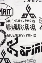Lade das Bild in den Galerie-Viewer, Givenchy Herren Sweatshirt | BMJ05N30AF 130
